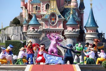 Франция, Диснейленд Париж - все на аттракционы !!!