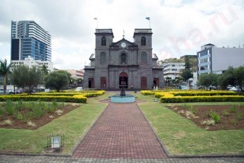 собор Святого Людовика Маврикий