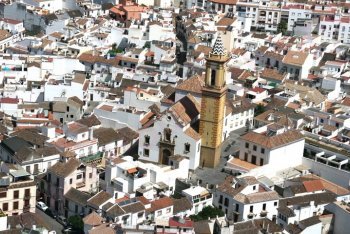 Коста-дель-Соль, Эстепона