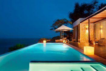 бассейн в отеле Танзания, отели с бассейном в Танзании